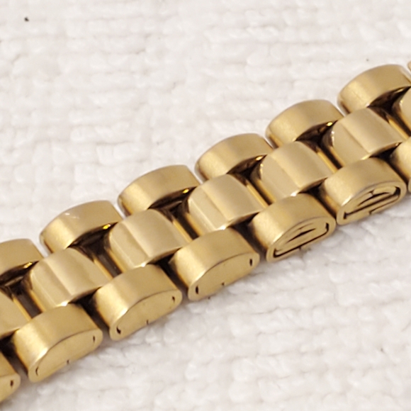 Vintage Citizen Gold Plated Tone Women's Day Date Watch Black Dial S Steel - Picture 10 of 16